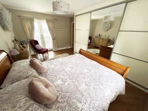 Photo 21- click for photo gallery